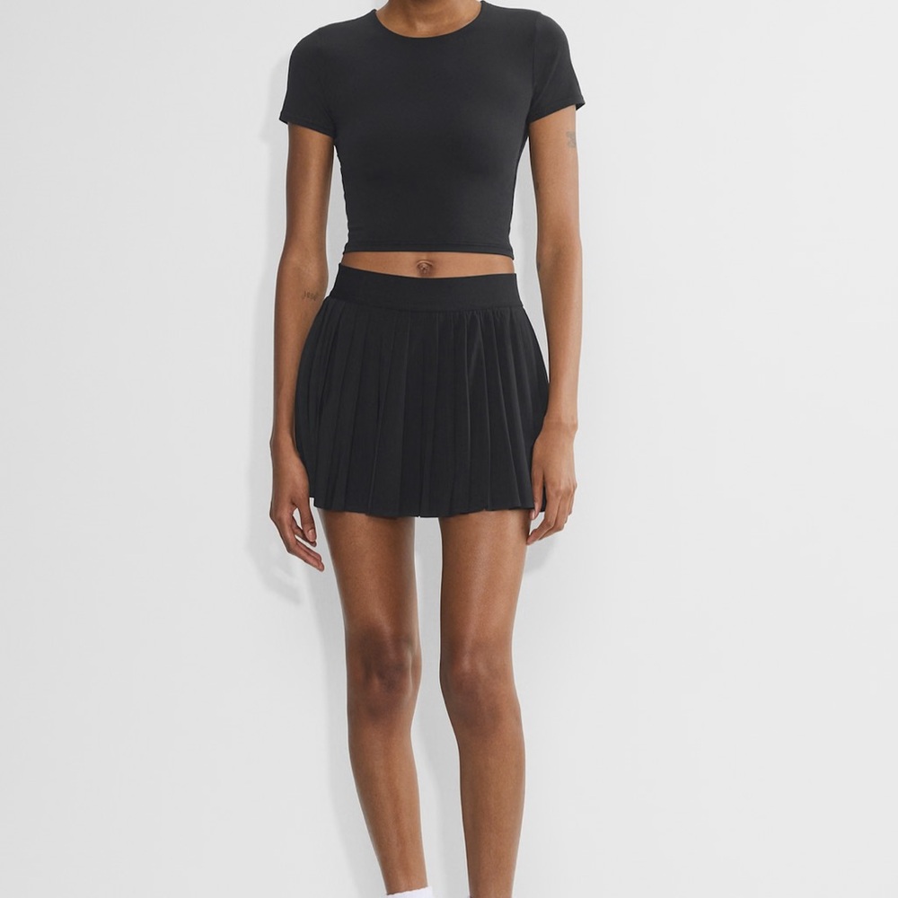 Aritzia TnAction Black Tennis Skirt